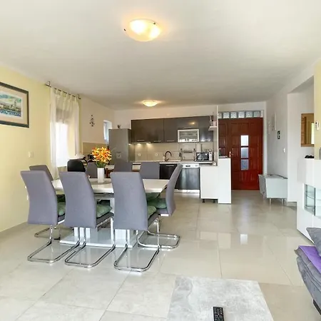Apartment Joy Barbat na Rabu