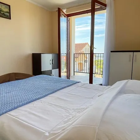 Joy Apartment Barbat na Rabu